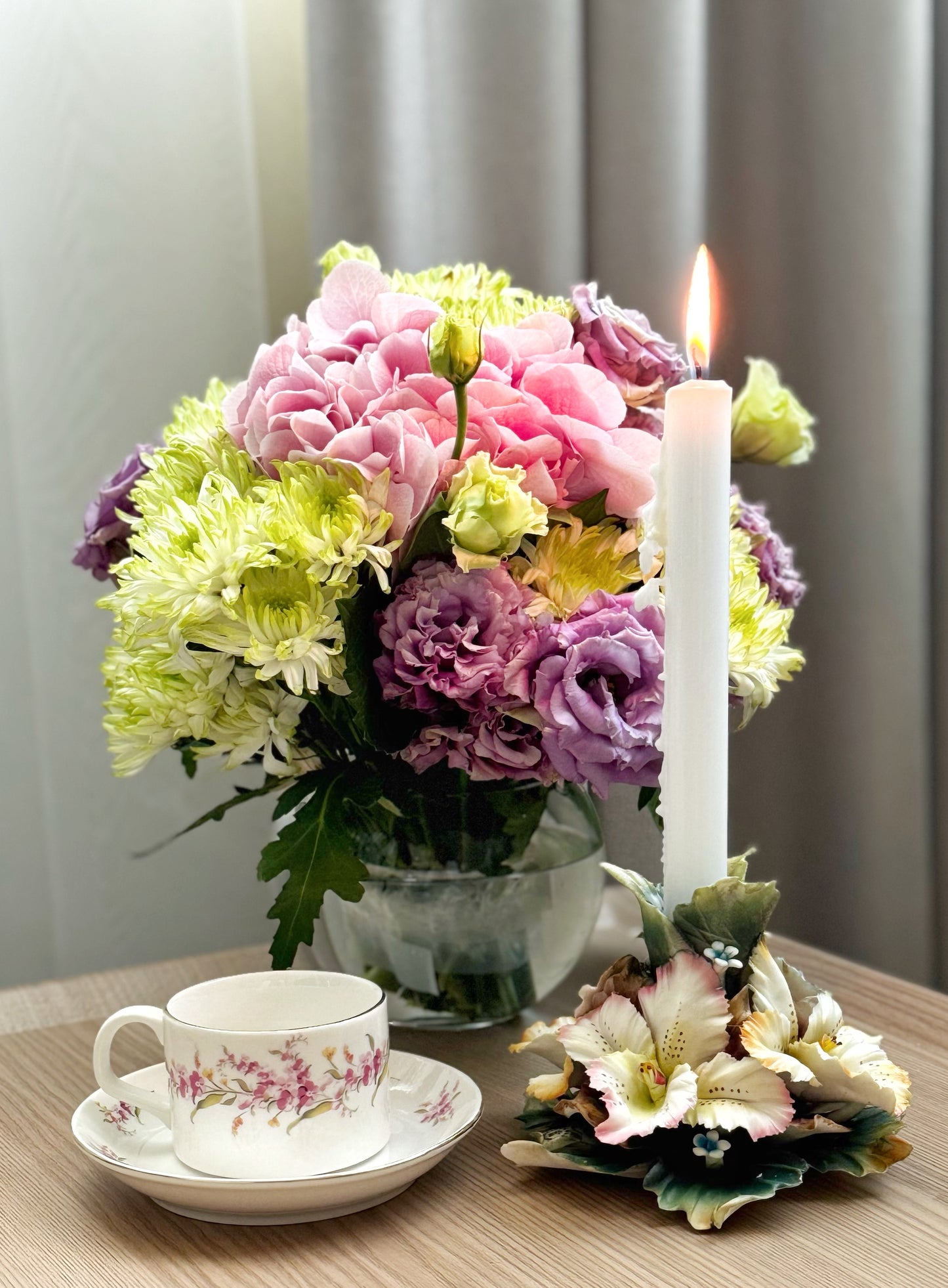 Flowers candle holder / single candle