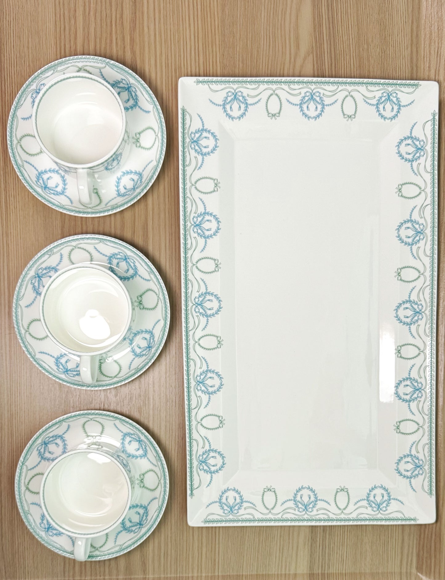 Light Green frames with bows set
