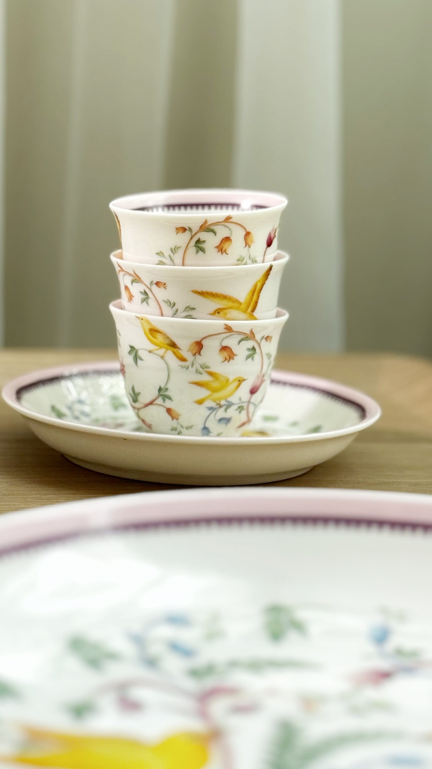 Yellow bird set