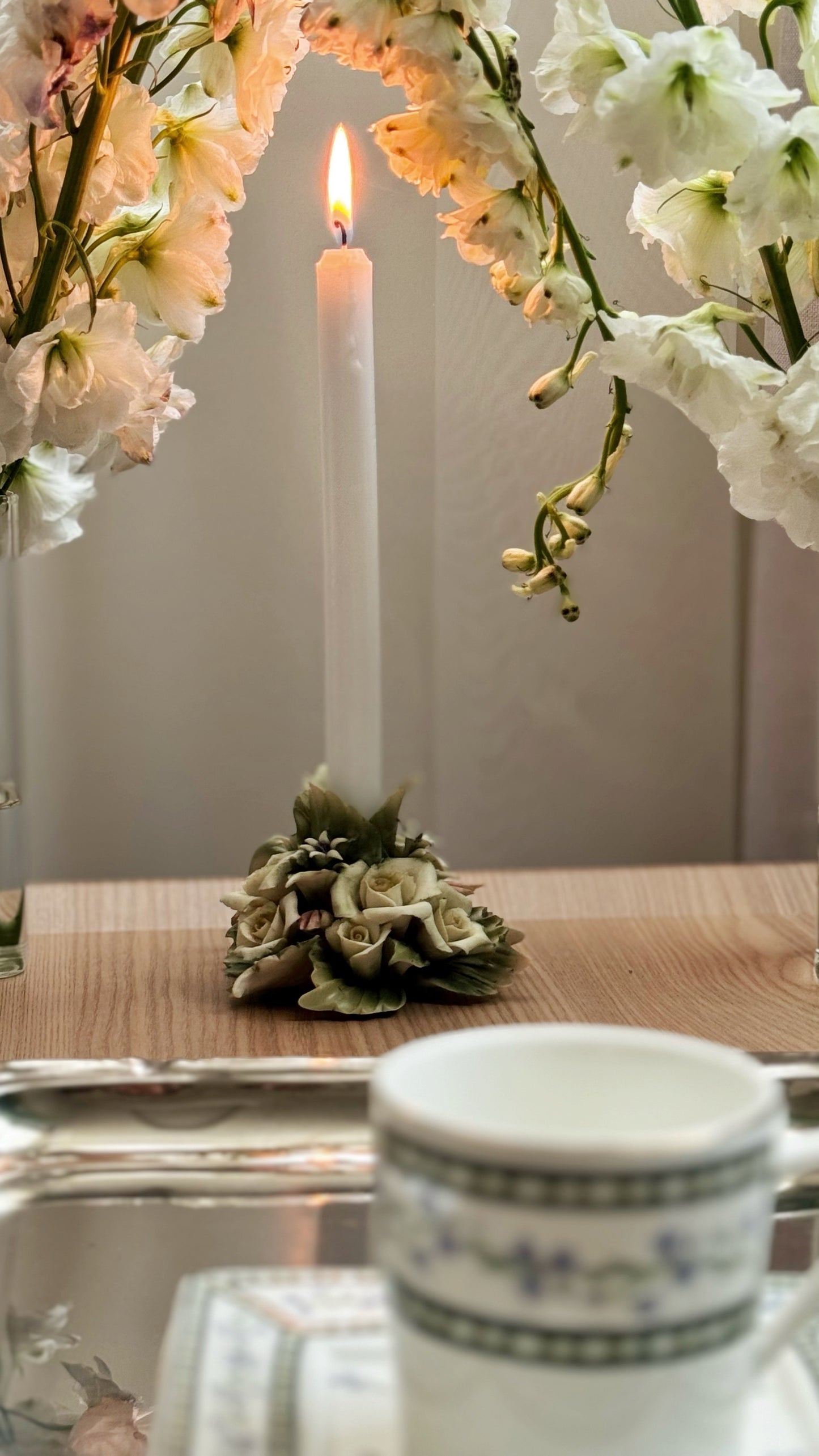 Small flowers candle holder