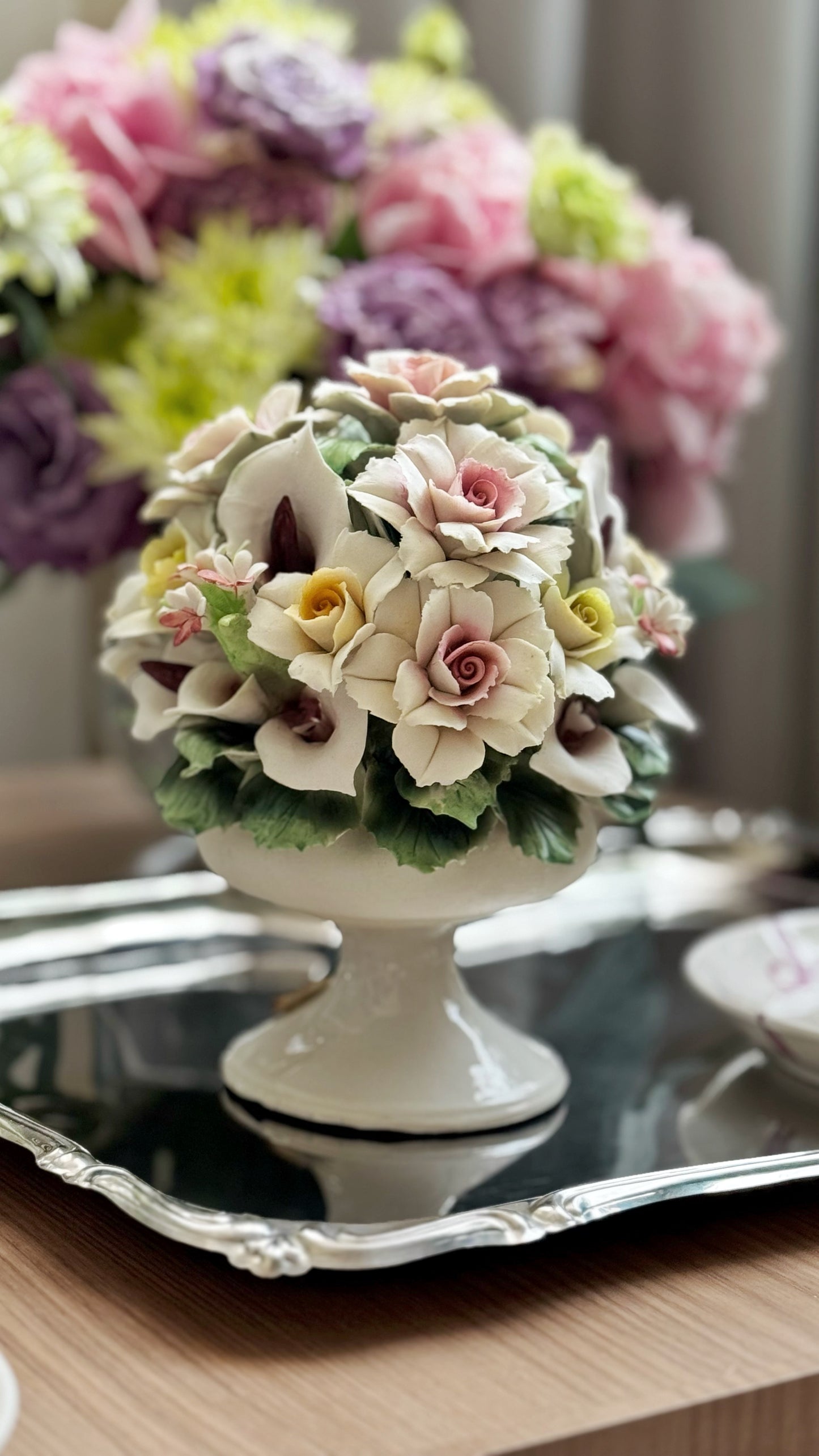 Porcelain flowers decoration