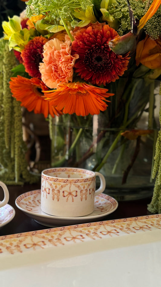 Single Orange Bows & Flowers Cup